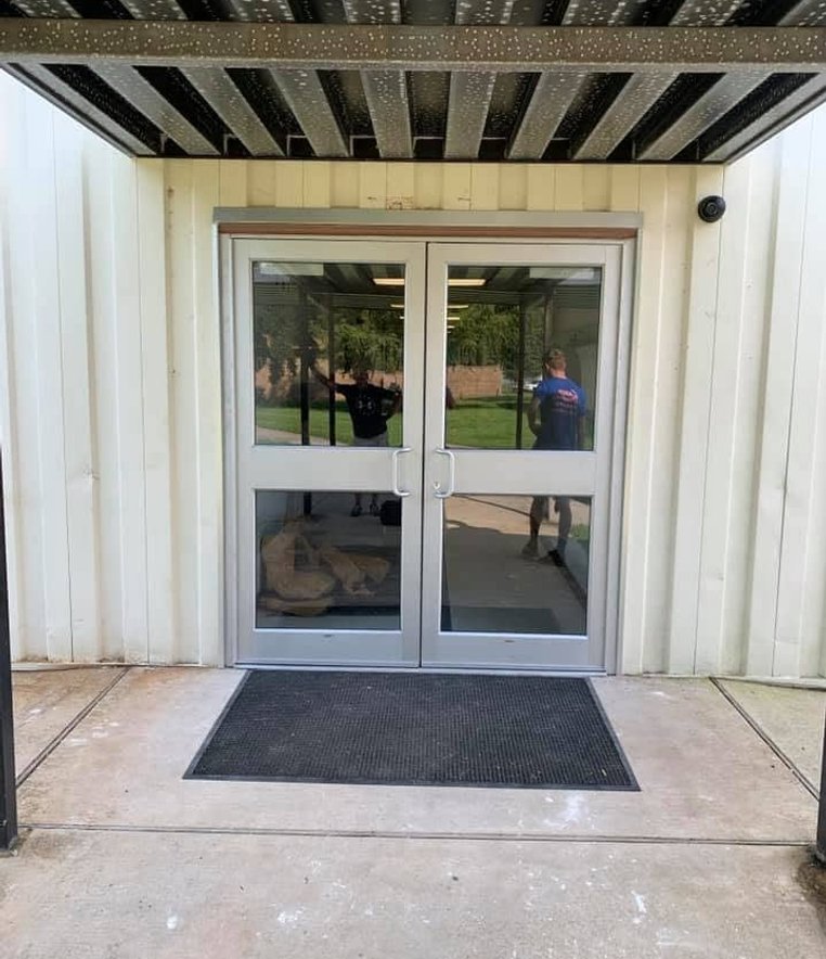 commercial glass installation