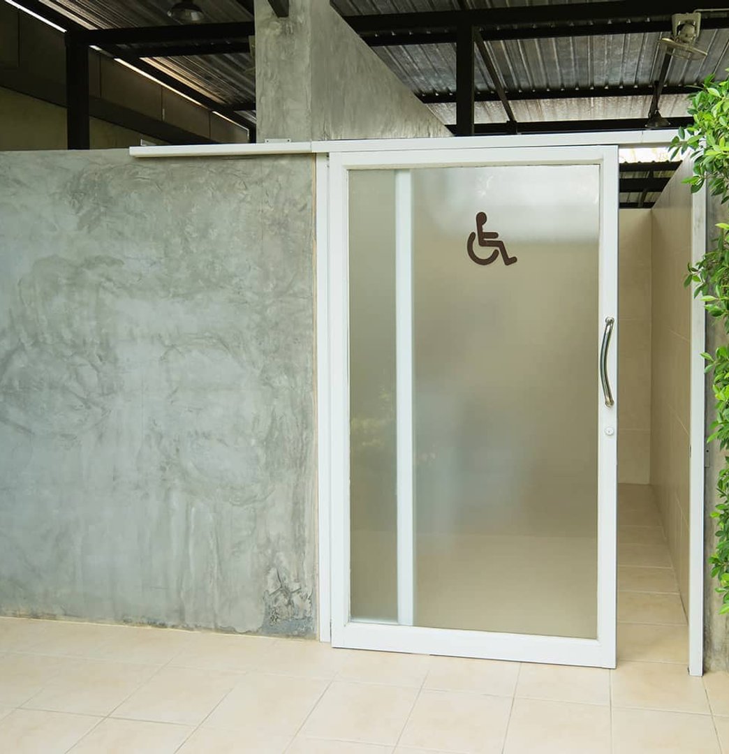 Commercial glass project by LaPlace Glass Works