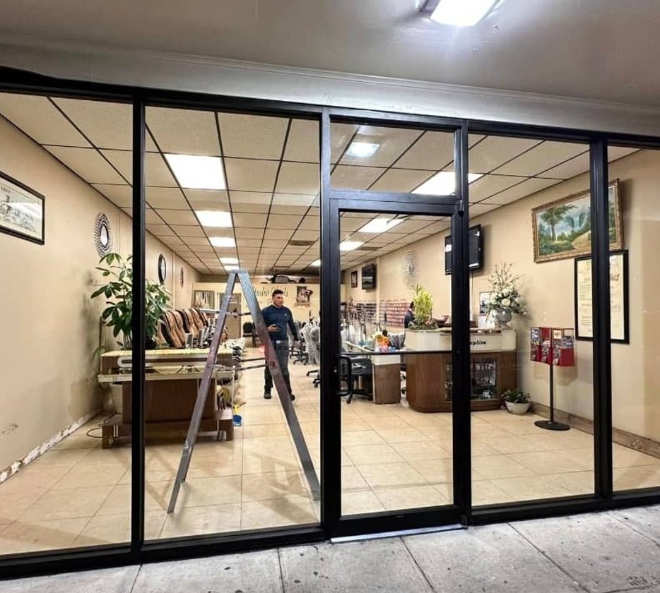 Residential glass project by LaPlace Glass Works