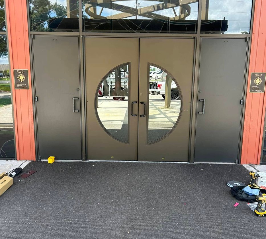 Commercial glass installation in Louisiana