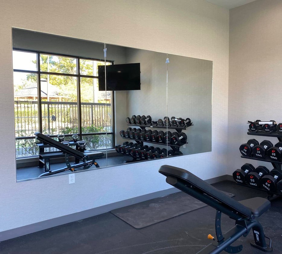 Commercial entry glass installation