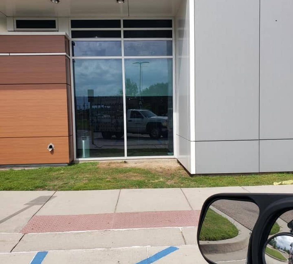 Commercial glass replacement project