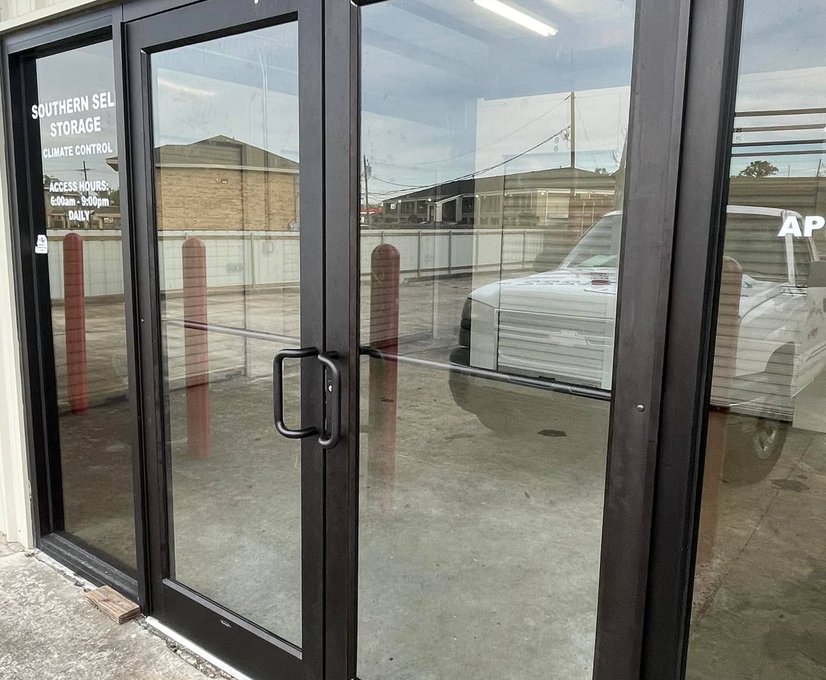 glass door storefront systems